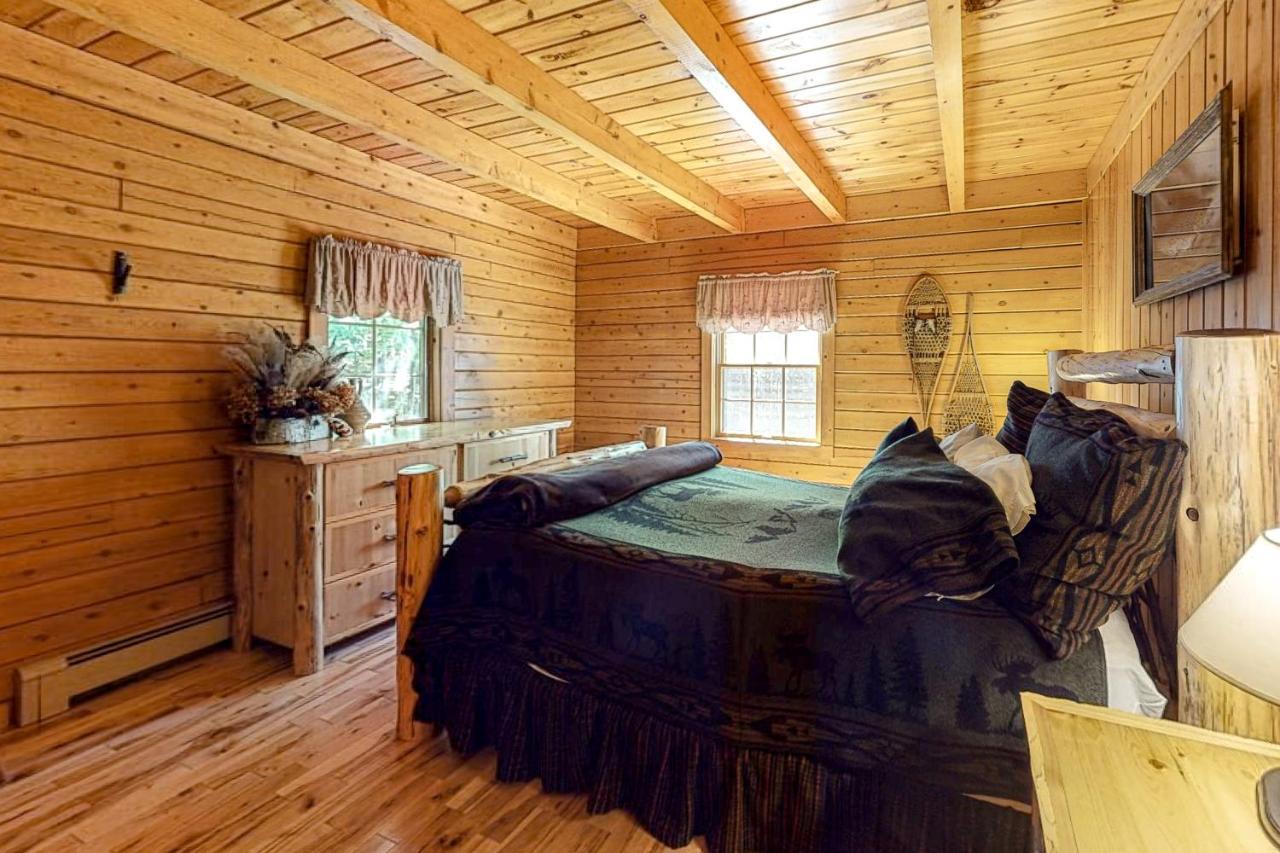 Mooseleuk Lodge The Highlands 외부 사진